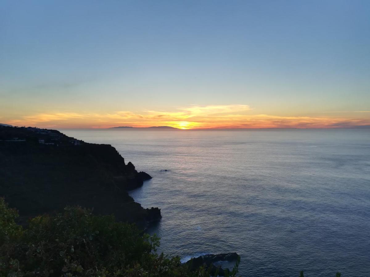 Sunset La Palmita Apartment La Victoria de Acentejo Luaran gambar